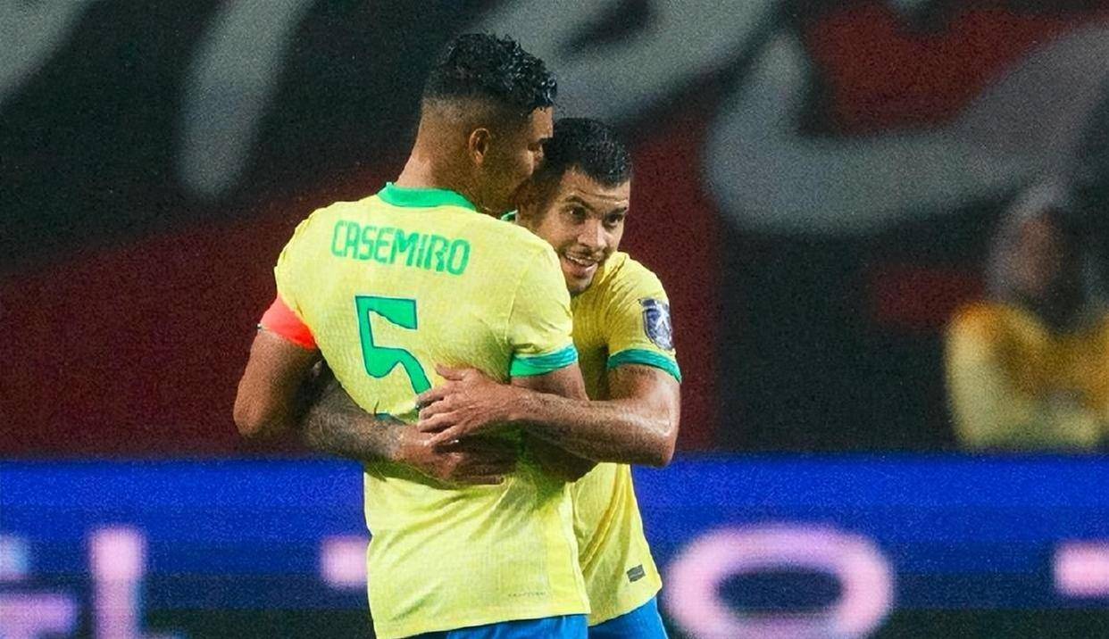 皇马错过的猎物被曼联截胡！新铁腰搭档胖虎，中场要翻天